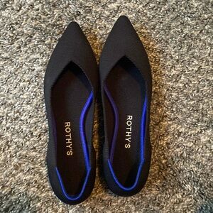 Rothy’s The Point flat